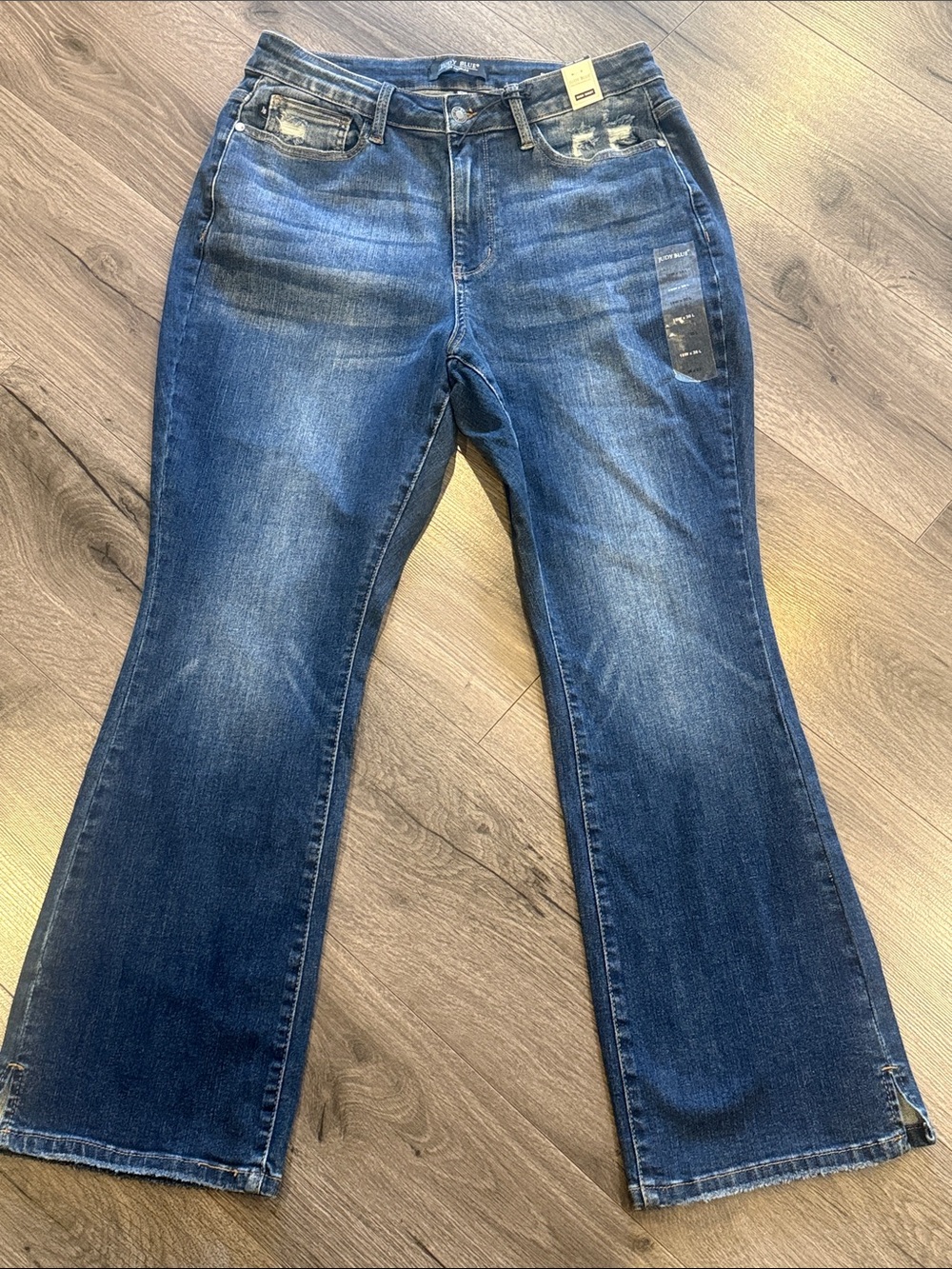 Judy Blue Medium Dark Blue Flare Jeans with Subtle Fade Americana